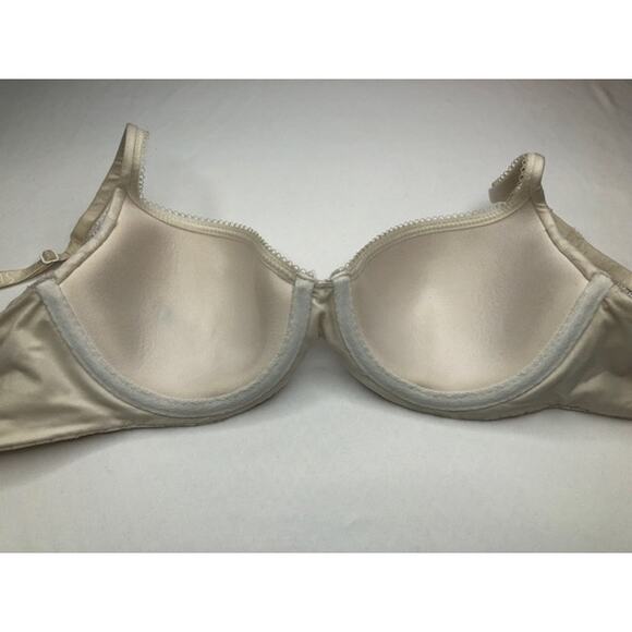 Victoria's Secret Body by Victoria lined demi lace bra cream size 32D - Picture 2 of 4